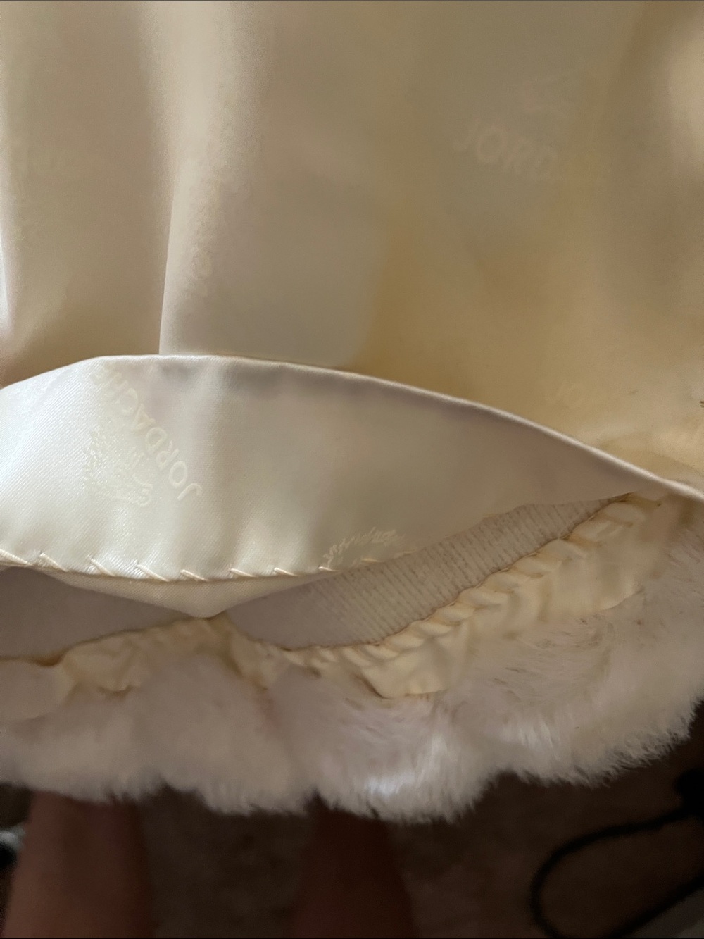 Vintage Jordache Cream Faux Fur Coat Size Small Hidden Closures 80s 90s Glam - Picture 11 of 13